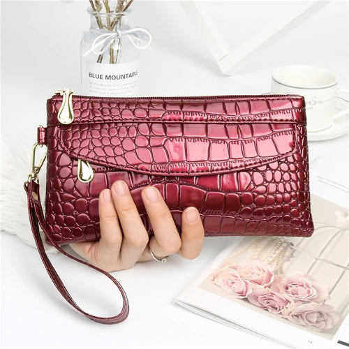 Women Patent Leather Wallets Fallow Long Ladies Double Zipper Wallet Clutch Bag Design Red Purse Crocodile Purses 2023