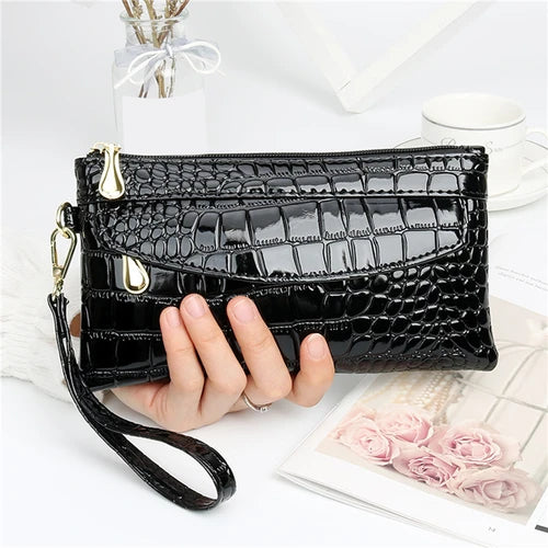 Women Patent Leather Wallets Fallow Long Ladies Double Zipper Wallet Clutch Bag Design Red Purse Crocodile Purses 2023